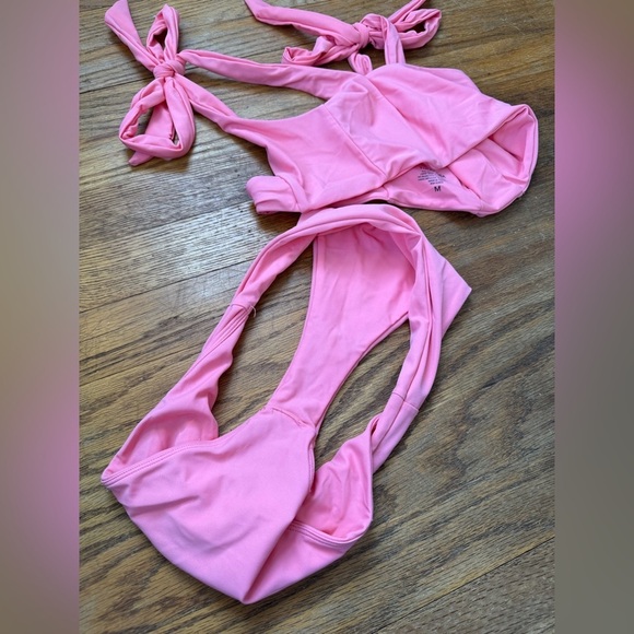 Tularosa Swimsuit - Picture 4 of 4